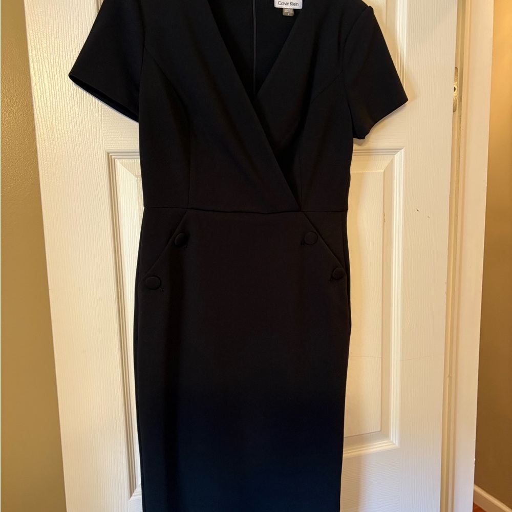 Calvin Klein Black Sheath Dress V Neck Short Sleeve Workwear Midi Career - Picture 2 of 6